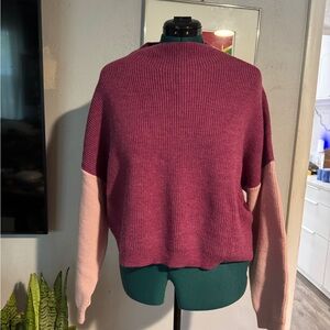 Le Lis Women's Sweater - Burgundy and Pink